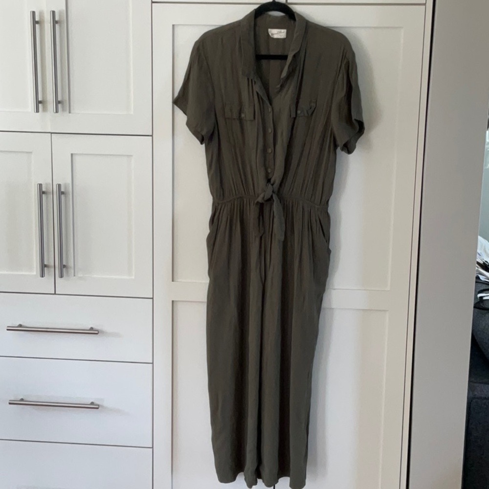 Universal Thread Jump Suit
